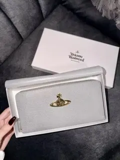【新品】Vivienne Westwood ラウンドファスナー長財布 グレー