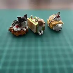 いぬパン　キーホルダー 3個のサムネイル