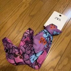 花柄スカーフのサムネイル