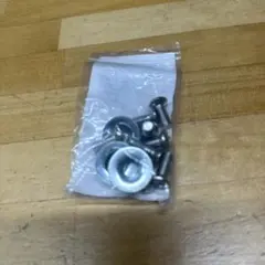 burton M6x16ミリ　MTG 純正ビス　ネジロック付き　バートンのサムネイル