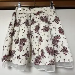 evelyn 花柄 フレアスカート ひざ丈