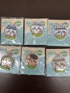 即発送！ちいかわ オリジナルPVCチャーム 全6種のサムネイル