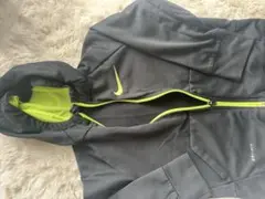 Nike DRI-FIT ブラック/パーカー
