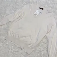 新品 CABaN Vネックニット L キナリ 綿シルクカシミヤ ユニセックスのサムネイル