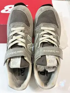 New Balance 996 グレー キッズシューズ　　23センチ