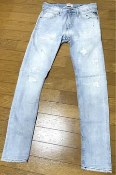 ☆REPLAY ダメージジーンズ　水色☆