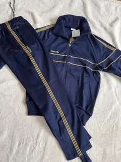 新品タグ付き西ドイツ製　デサントアディダス TECHNO セットアップ　トラック