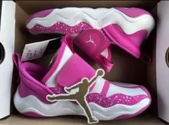 Item thumbnail for item 099a460f-e388-44a0-86f4-af31a765e03d