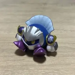 メタナイト　座る星のカービィ　フィギュア　ガチャガチャ