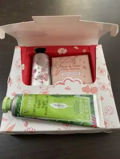 ロクシタン チェリーブロッサム メルシーキット