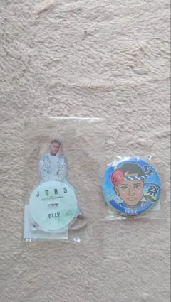 居酒屋エグザイルアクスタと缶バッチ