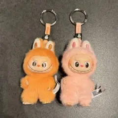 POP MART ラブブ ぬいぐるみペンダント ２個セット《Ｊ》《Ｕ》