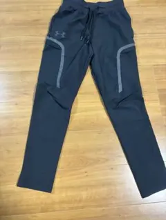 Under Armour トレーニングパンツ ブラック