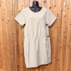 極美品 WORKMAN ハイストレッチUVアクトワンピース ベージュ Mのサムネイル