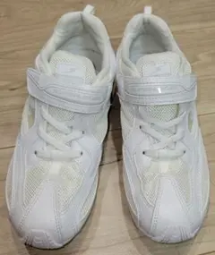 ホワイトスニーカー　 22.5cm