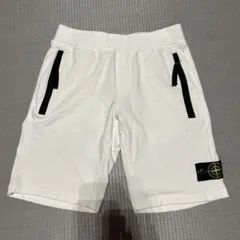 ショートパンツ