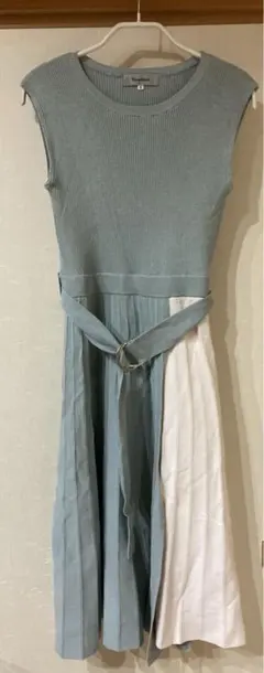 美品　Rirandture ノースリーブニットワンピース サイズ2