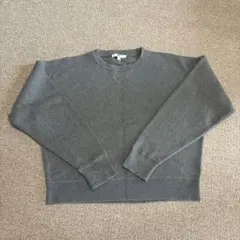ユニクロ グレー クルーネック トレーナー Mサイズ