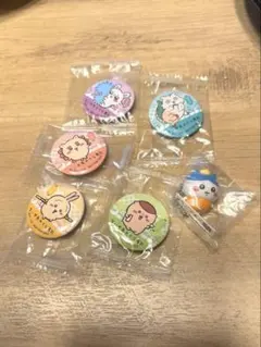 ちいかわ くら寿司 ビッくらポン フィギュア　缶バッジ