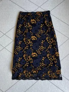 ROSE BUD 花柄 レース裾 ひざ丈スカート　秋服