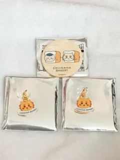 ちいかわベーカリー　アクリルチャーム　缶バッジ