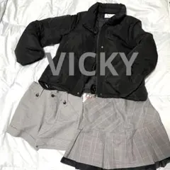 VICKY ダウン ショートパンツ ミニスカートセットのサムネイル