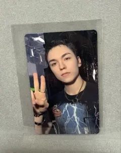 SEVENTEEN　HAPPY BURSTDAY バーノン ラキドロ