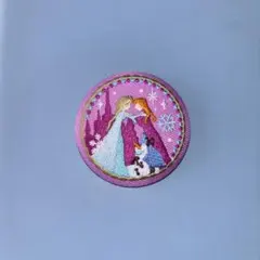 ディズニー刺繍缶バッチ（アナと雪の女王）