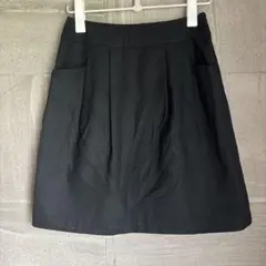 テチチ ひざ丈スカート コクーン M 黒 ウール 上品オフィス ブラック タイトのサムネイル