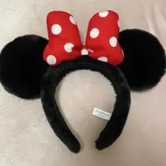 ミニーマウス カチューシャ 赤いリボン