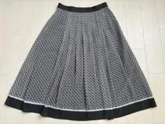 マーガレットハウエル ハーフムーン スカート - メルカリ