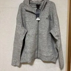 新品タグ付き　メンズadidas パーカー