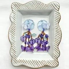 ⚠️先にコメントお願いします⚠️ヴィンテージ ★花はじきと蝶々のピアス　イヤリング