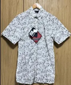 【新品】Fred Perry シャツ プリント柄 Sサイズ タグ付き