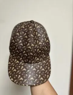D*9様 バーバリーBURBERRY帽子 LOVE ベースボールキャップ正規未使