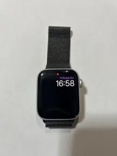 Apple Watch SE 第2世代 44mm シルバーアルミミラネーゼループ