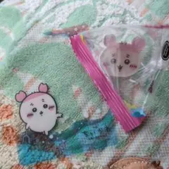 ちいかわ 古本屋 プチクリップ・クリアカード ２点セット カニ