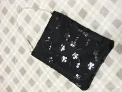 ビーズ刺繍 黒 クラッチバッグ