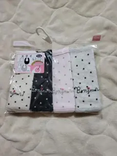 新品★西松屋★スタイ4枚組