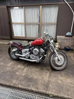 Yamaha DragStar 400 カスタム車体のサムネイル