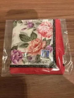Yves Saint Laurent バンダナのサムネイル