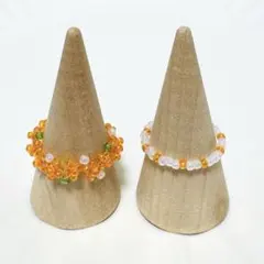 オレンジのお花のハンドメイドビーズリング　指輪　フラワー