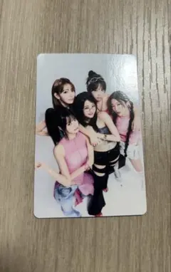 LE SSERAFIM 2025年ツアーカード