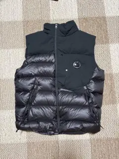 CP company シーピーカンパニー　ダウンベスト　Lサイズ【タグ付き】 TIME SALE] C.P. Company シーピーカンパニー D.D. Shell ダウンベスト