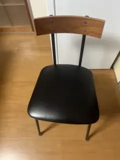 シンプルモダンダイニングチェア