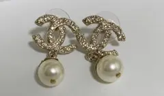 CHANEL ココマーク パール付きピアス