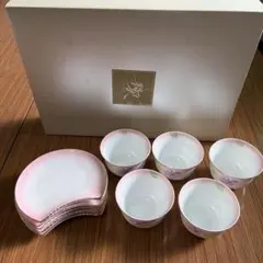 ‼️最終値下げ‼️翠泉 湯呑み&受け皿 5個セット 新品未使用 箱付き 花柄 花びら