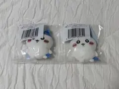 ちいかわ ハチワレだらけくじ E賞 ぬいぐるみバッジ 2個セットのサムネイル
