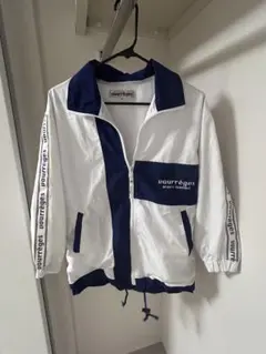 値下げ中!!子供服薄手ジャケットフード取り外し可能 130cm