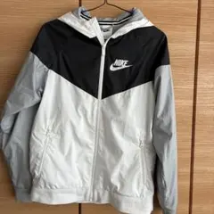 Nike ランニングウェア フード付き　150cm 160cm